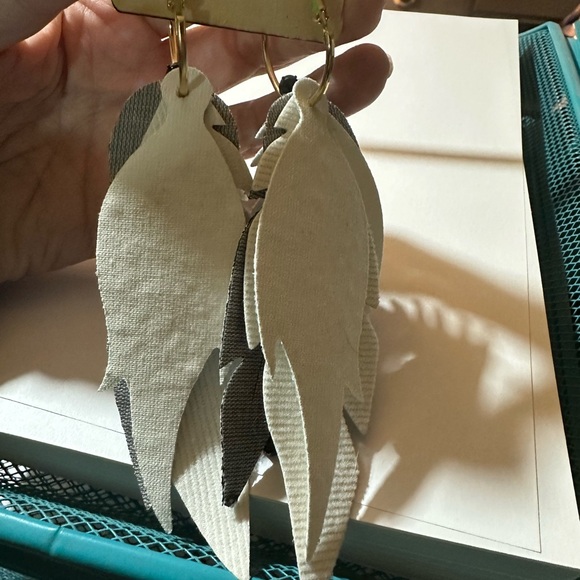 Black and Gold Feather Earrings - Picture 3 of 4